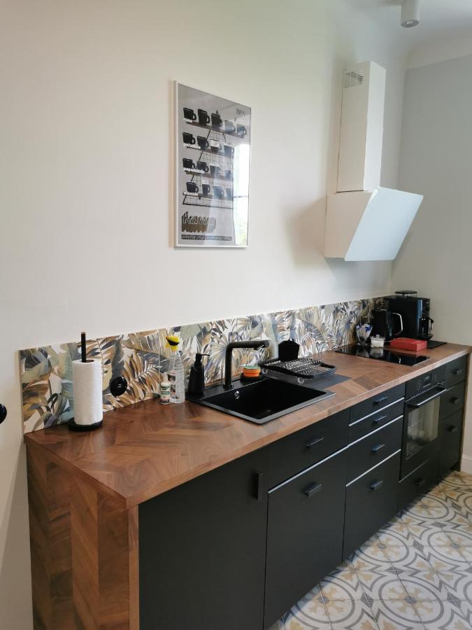 Apartament Podoficerski Z Sauna-Fvat, Parking ปูวาวือ ภายนอก รูปภาพ