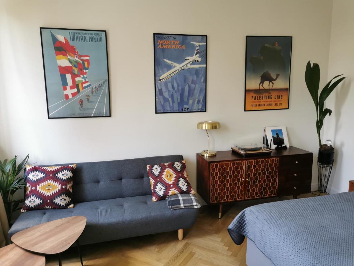Apartament Podoficerski Z Sauna-Fvat, Parking ปูวาวือ ภายนอก รูปภาพ